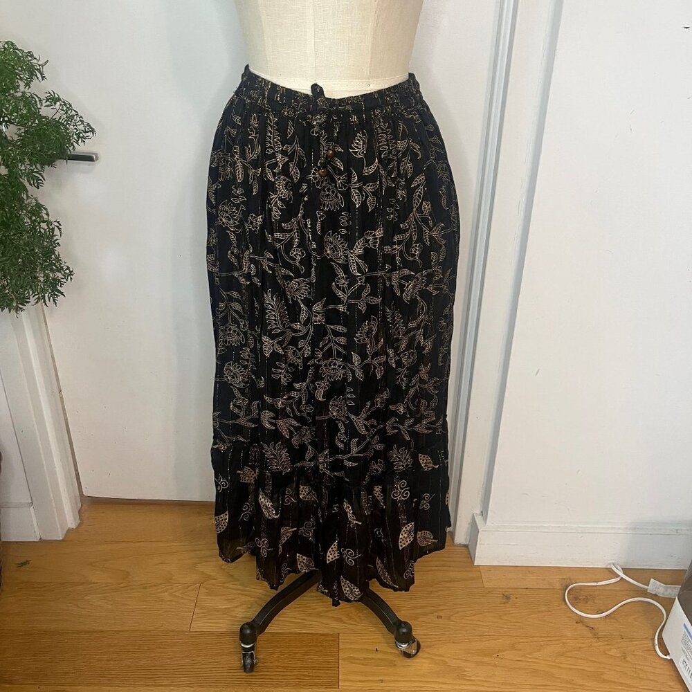 Dress‎ Nado Maxi Skirt Black & Gold. Fully Lined Size L